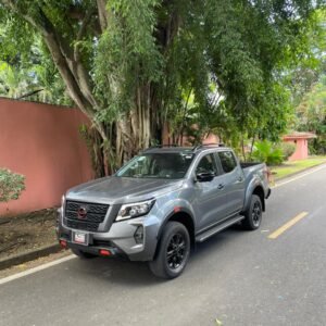 NISSAN FRONTIER PRO4X 2025
