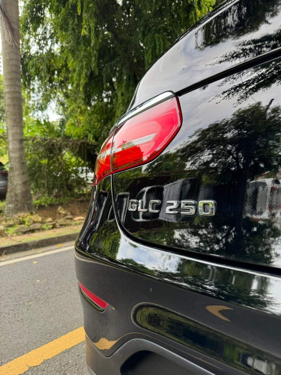 MERCEDES BENZ GLC250 2019 - Imagen 5