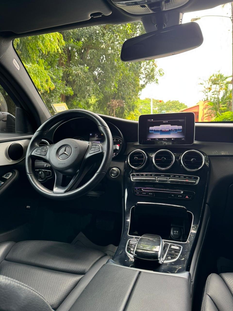 MERCEDES BENZ GLC250 2019 - Imagen 9