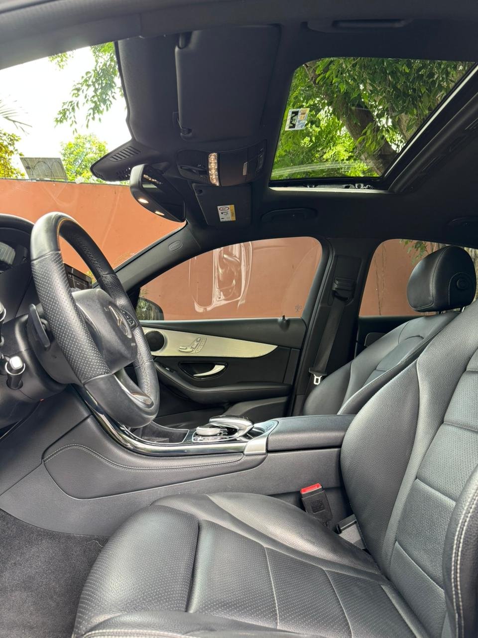 MERCEDES BENZ GLC250 2019 - Imagen 12