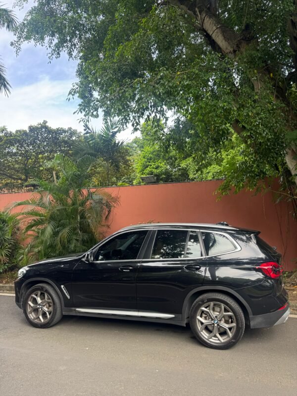 BMW X3 XDRIVE30I 2023 - Imagen 3