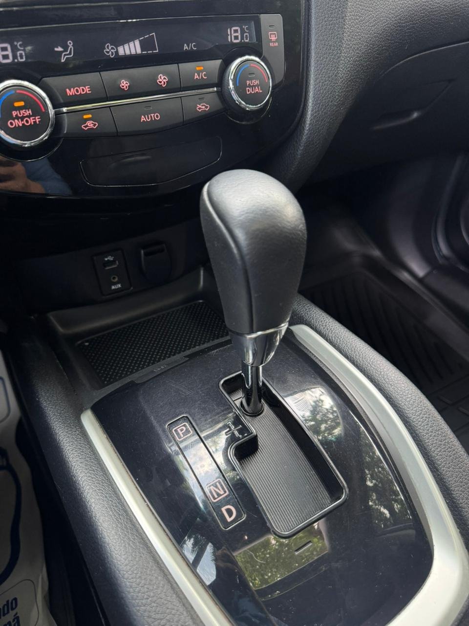 NISSAN X-TRAIL 2017 - Imagen 9