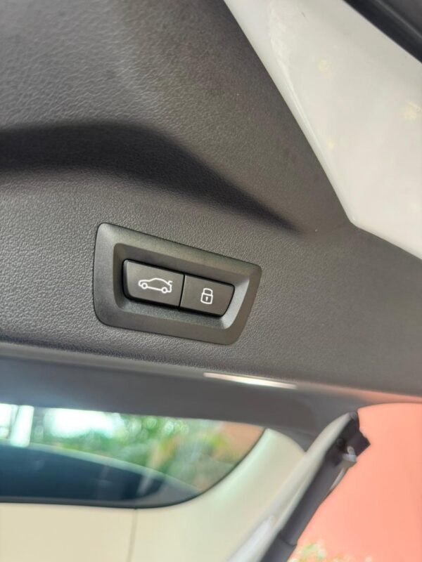 BMW X5 X-DRIVE40I 2025 - Imagen 10