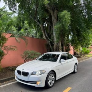 BMW 523I 2011
