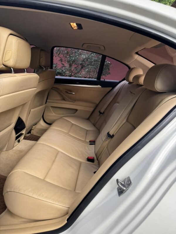 BMW 523I 2011 - Imagen 6