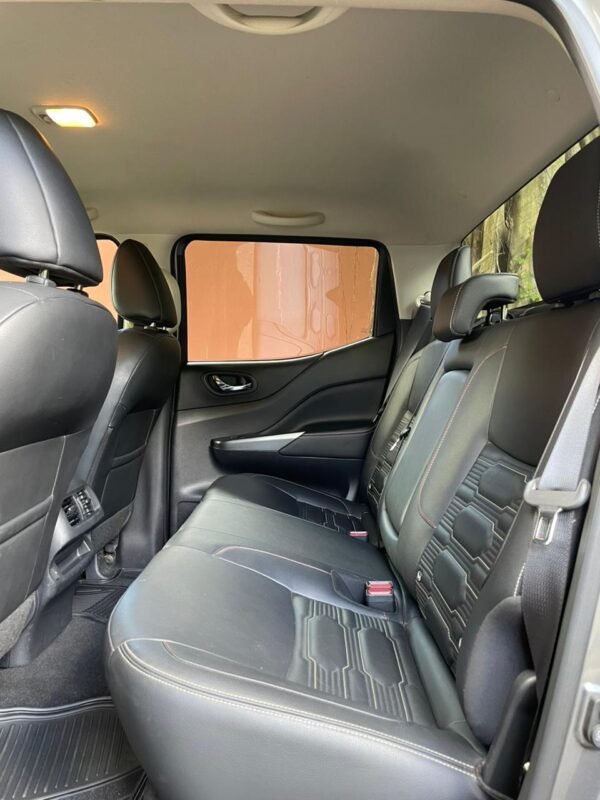 NISSAN FRONTIER PRO4X 2025 - Imagen 13