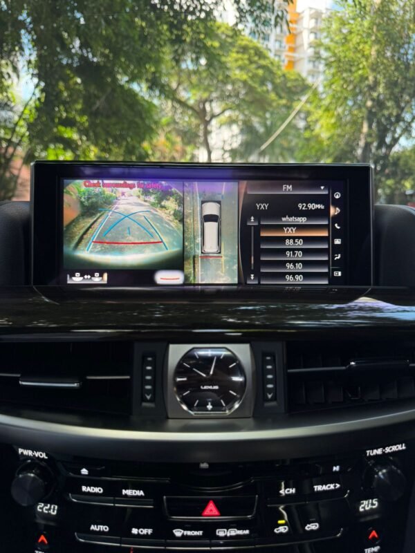 LEXUS LX570 2019 - Imagen 4