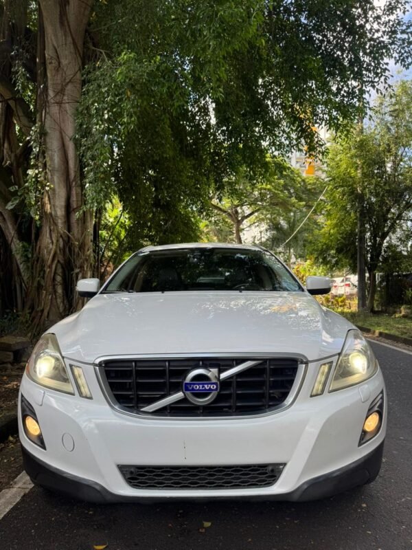 VOLVO XC60 T6 2010 - Imagen 2