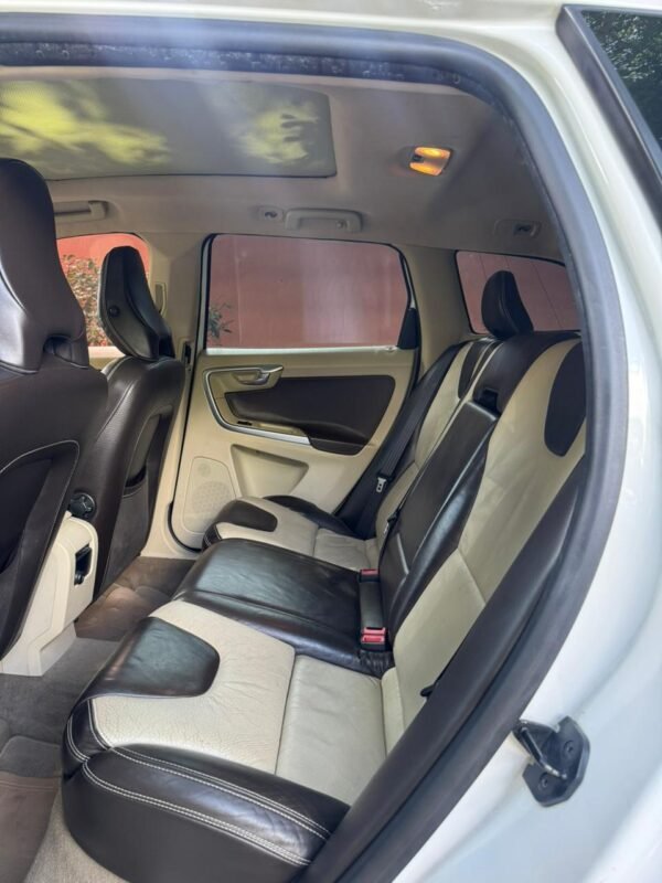 VOLVO XC60 T6 2010 - Imagen 5