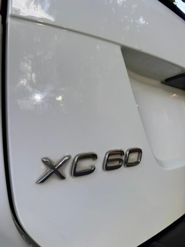 VOLVO XC60 T6 2010 - Imagen 8
