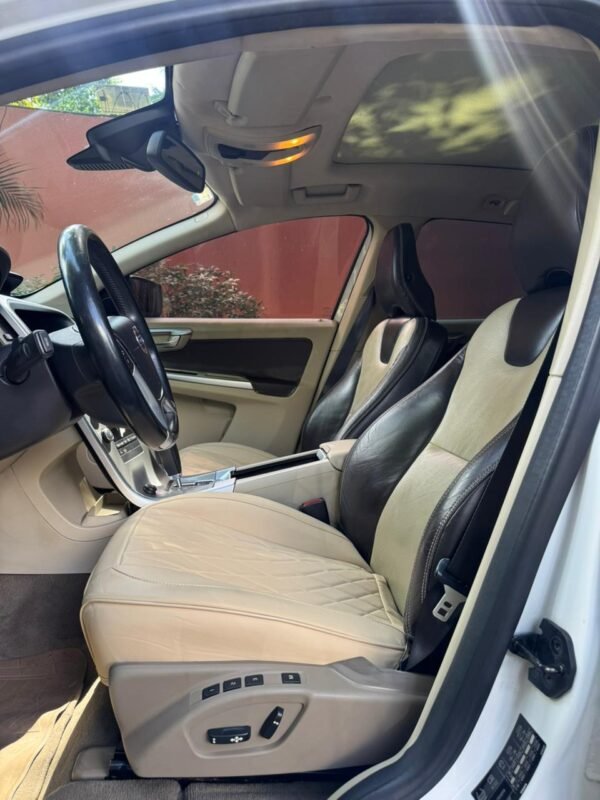 VOLVO XC60 T6 2010 - Imagen 9