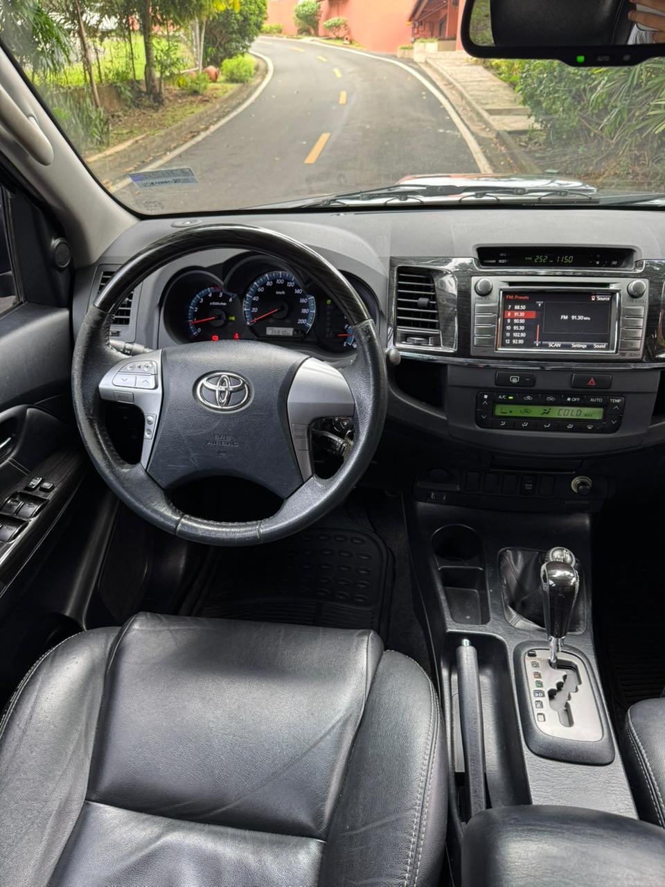 TOYOTA FORTUNER SRV 2016 - Imagen 7