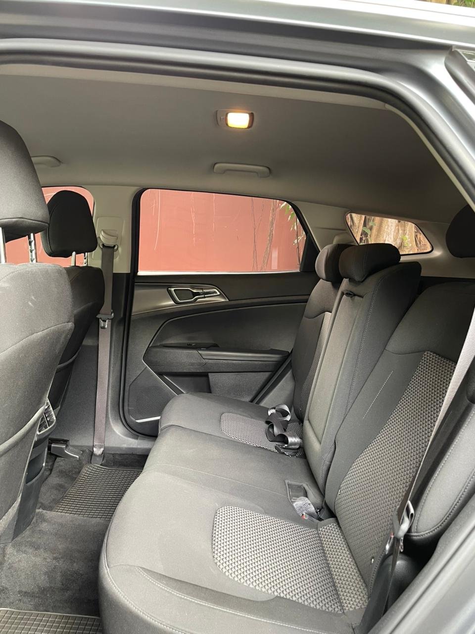 KIA SPORTAGE 2023 - Imagen 6