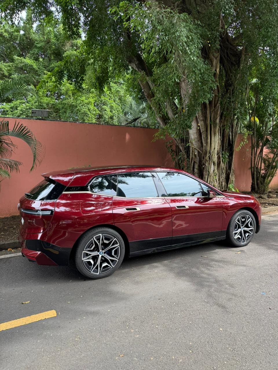 BMW IX 4.0 XDRIVE 2022 - Imagen 3