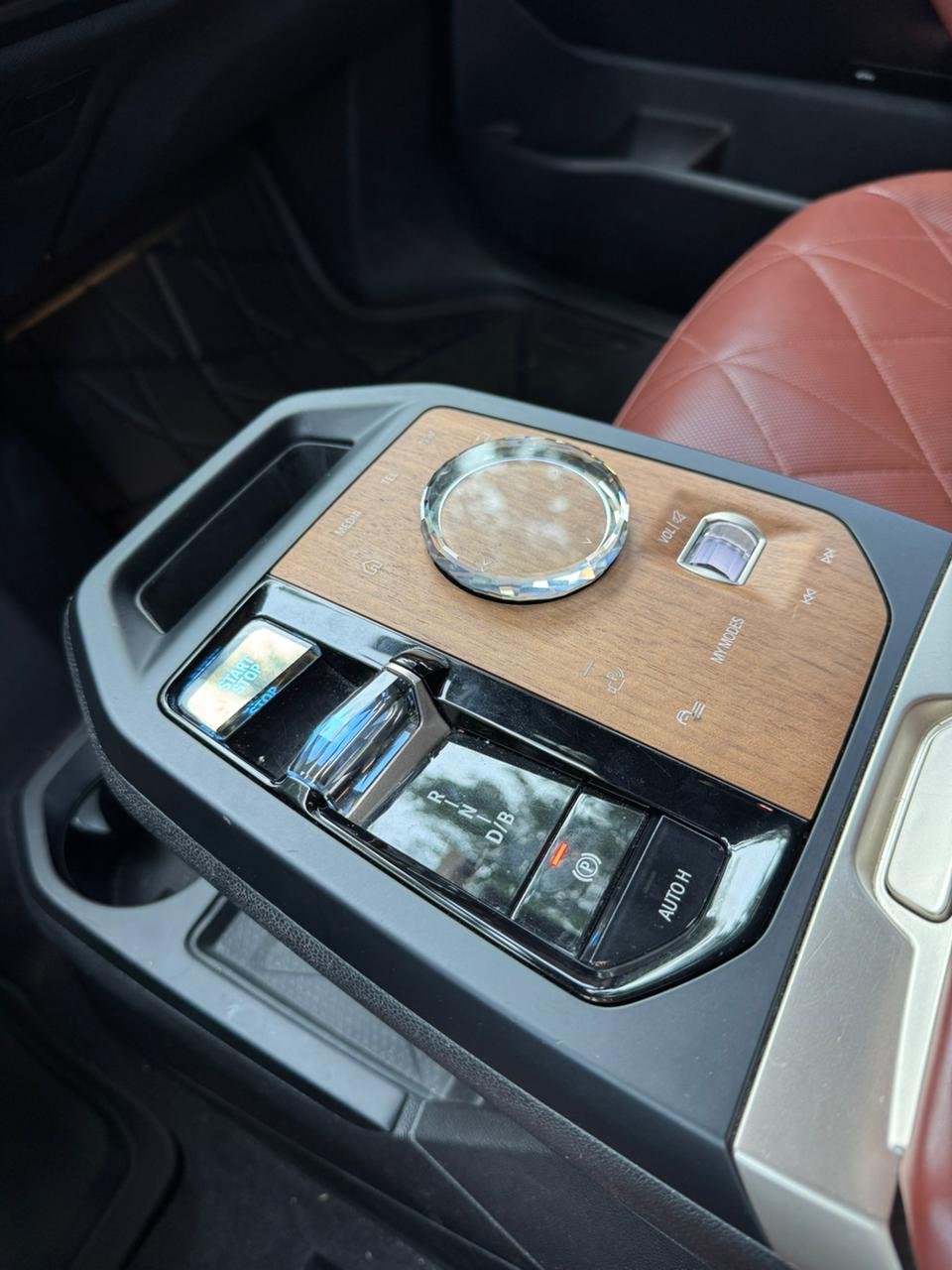 BMW IX 4.0 XDRIVE 2022 - Imagen 14