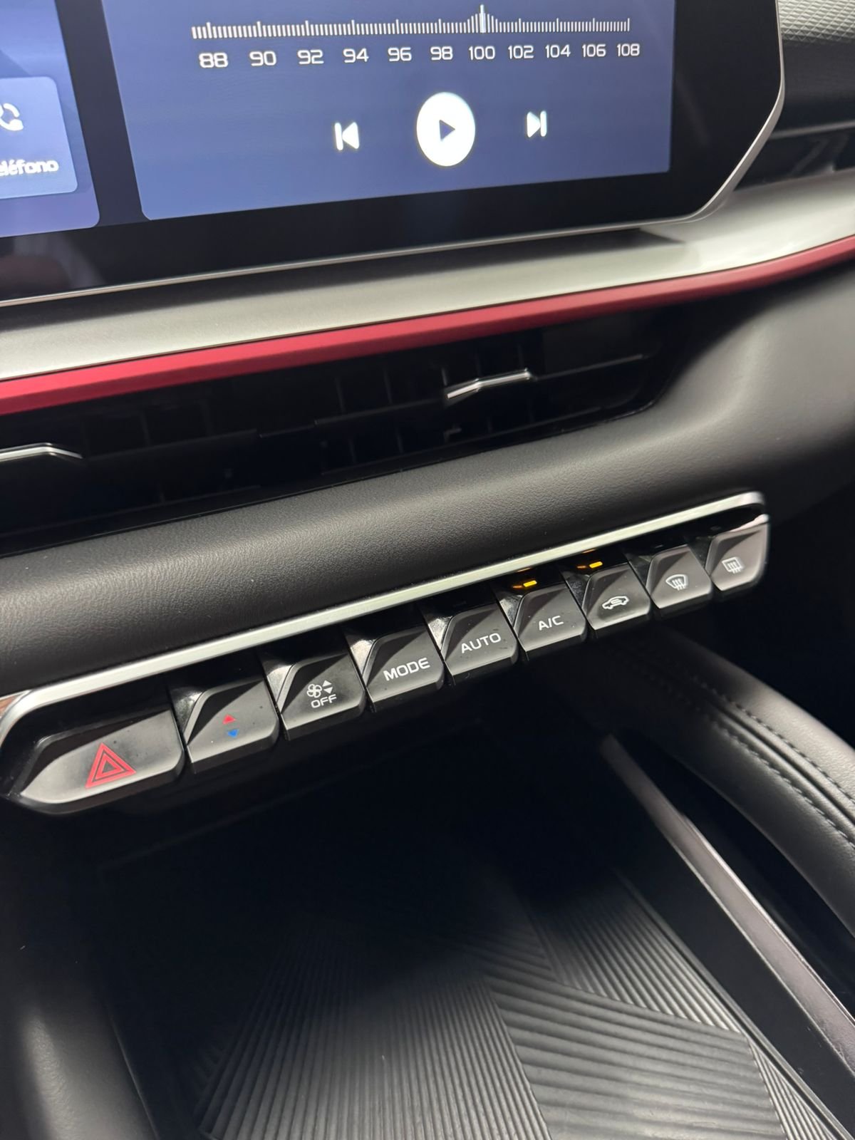 GEELY COOLRAY 2024 - Imagen 11