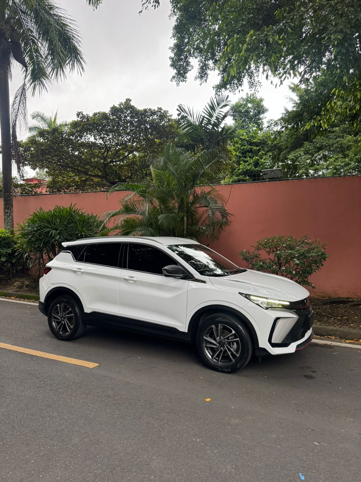 GEELY COOLRAY 2024 - Imagen 14