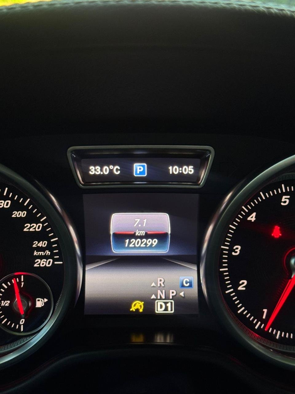 MERCEDES BENZ GLS400 2017 - Imagen 11