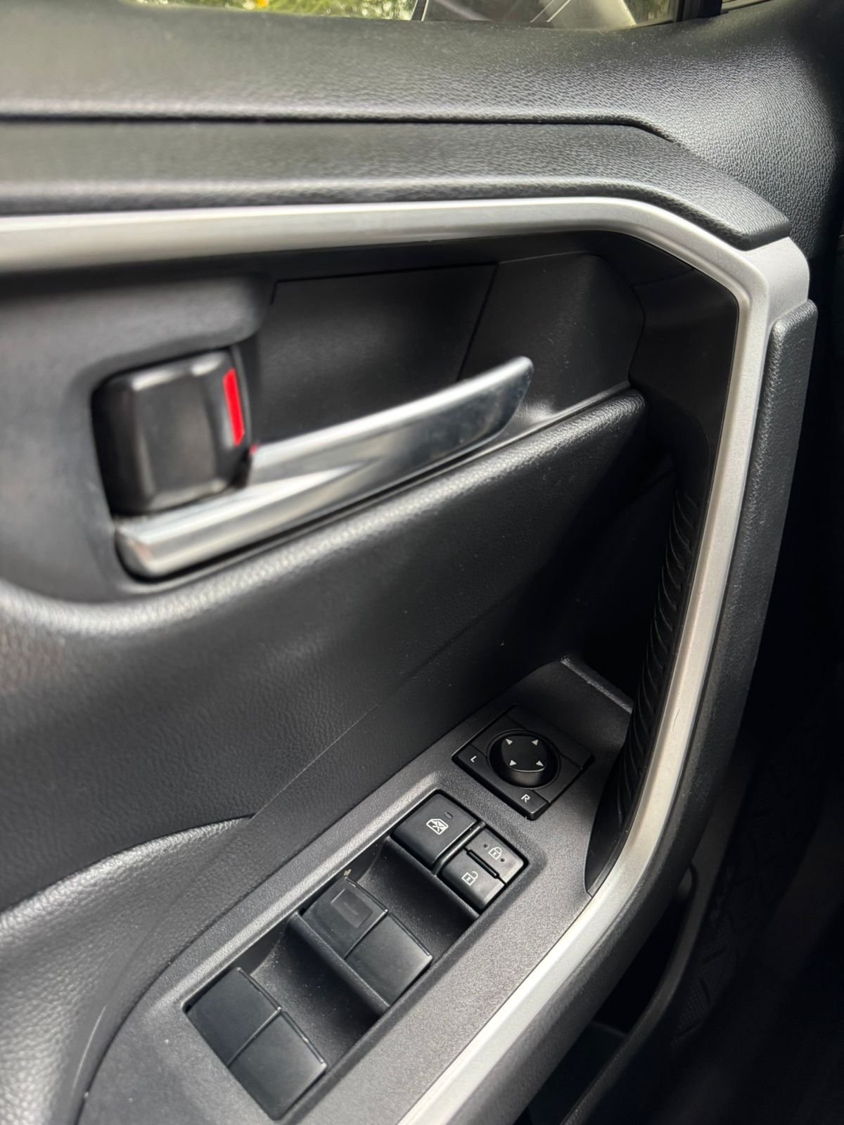 TOYOTA RAV4 2019 - Imagen 6