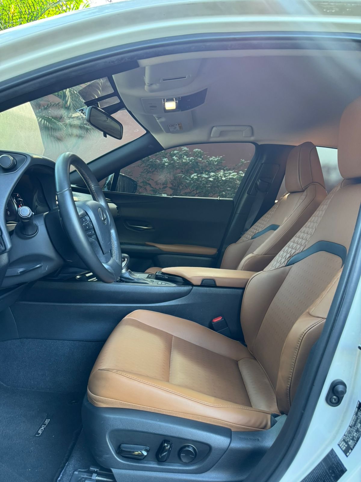 LEXUS UX 250h 2022 - Imagen 7