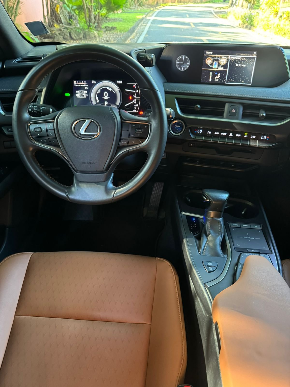 LEXUS UX 250h 2022 - Imagen 8