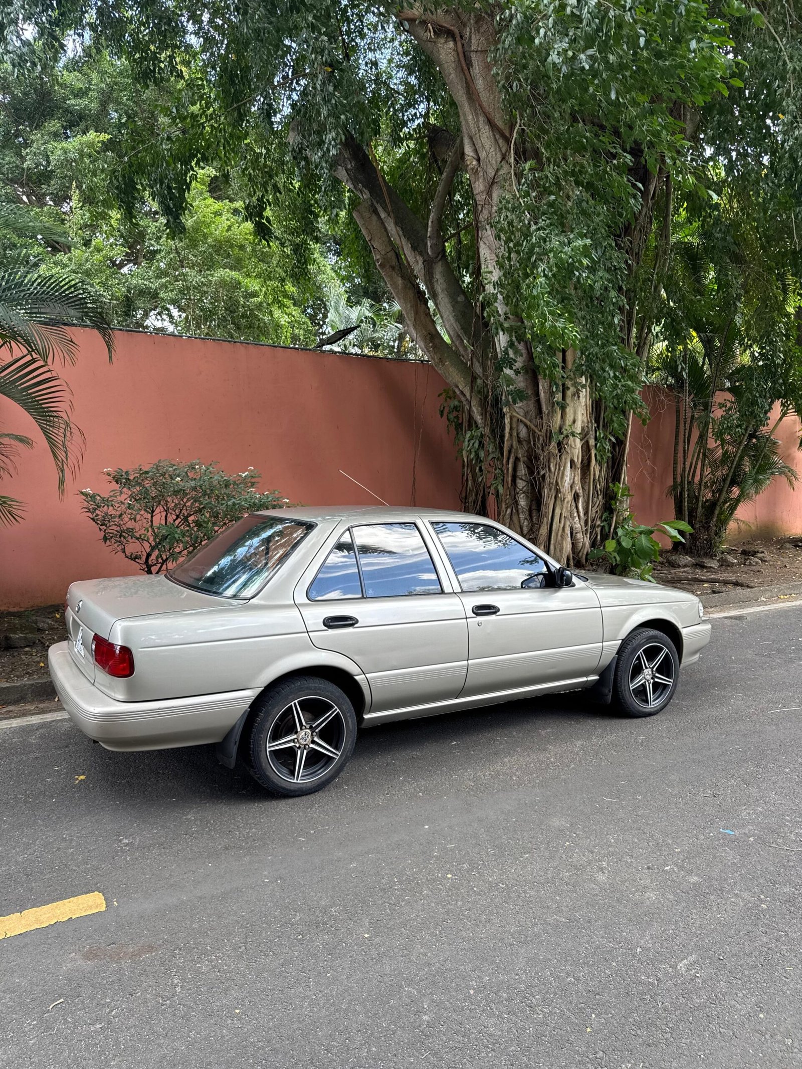NISSAN SENTRA B13 2017 - Imagen 8