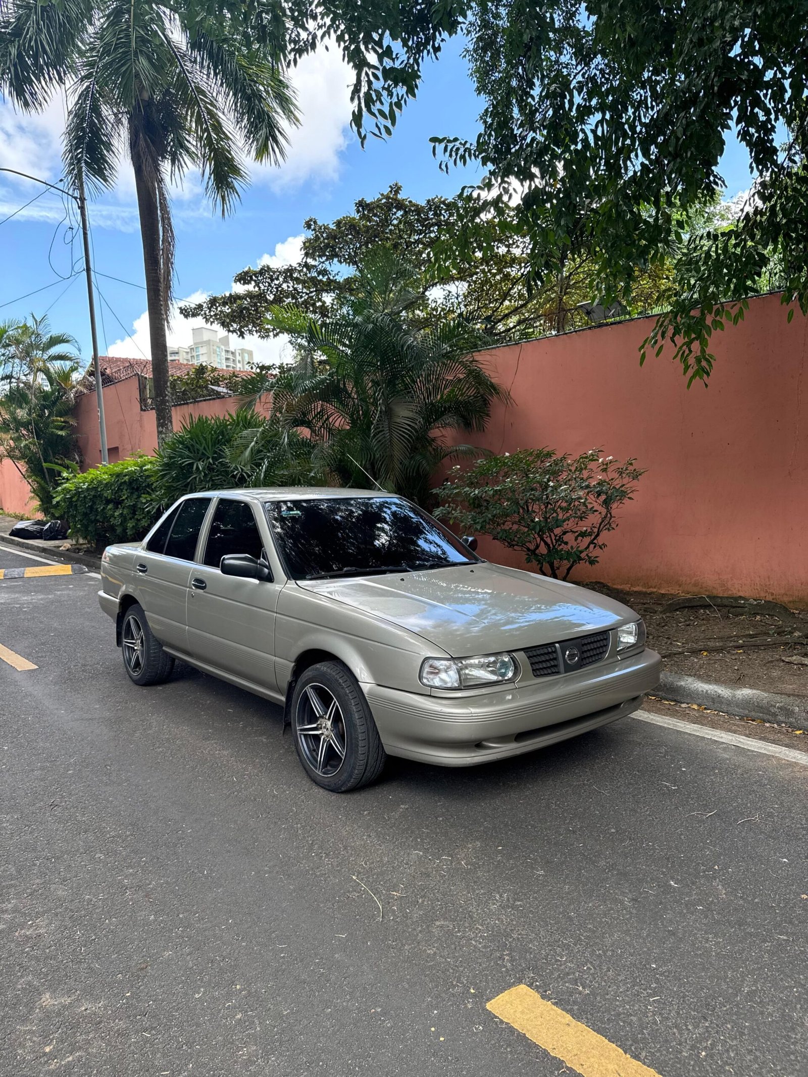 NISSAN SENTRA B13 2017 - Imagen 9