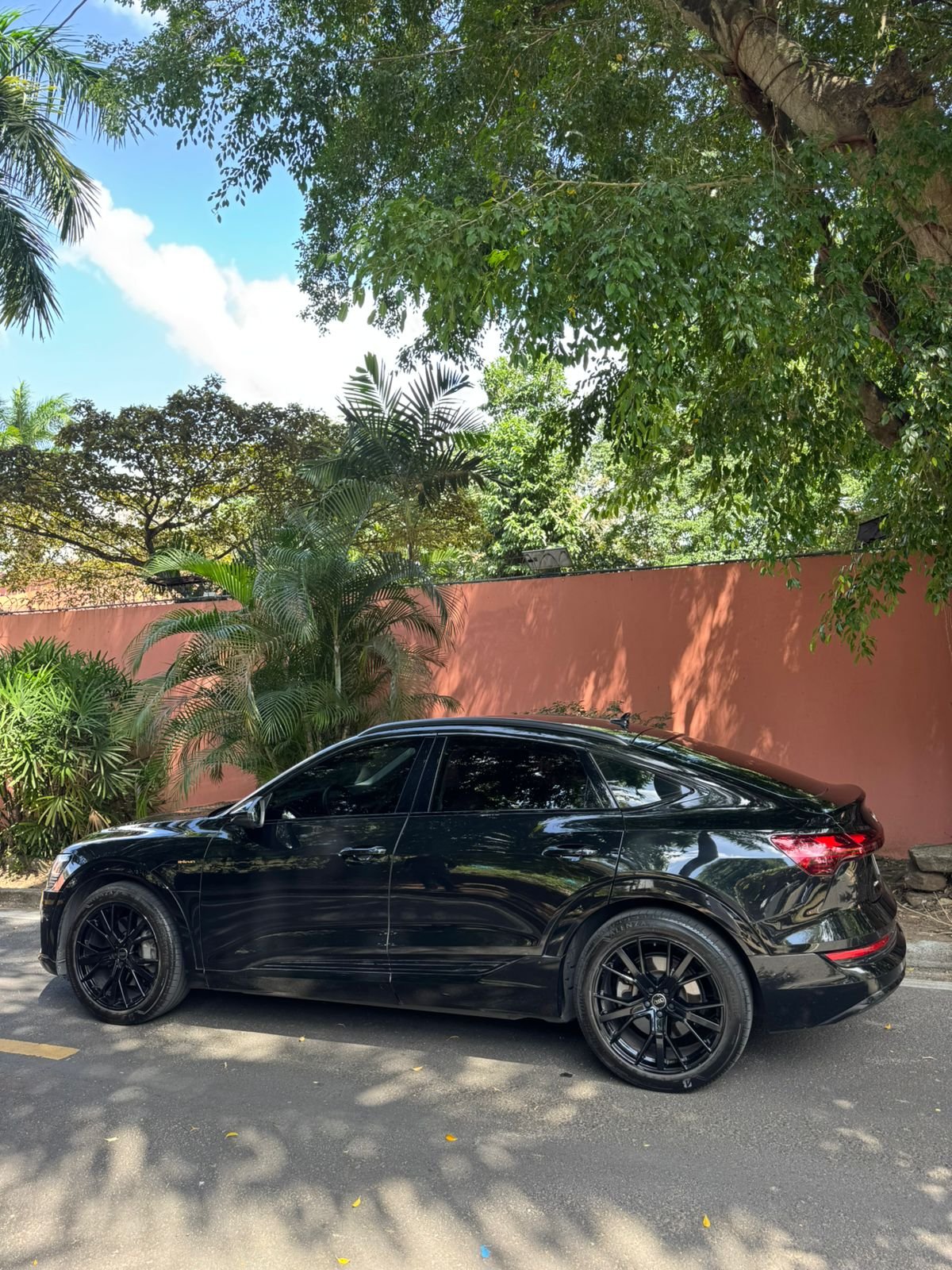 AUDI E-TRON 50 QUATTRO 2024 - Imagen 11