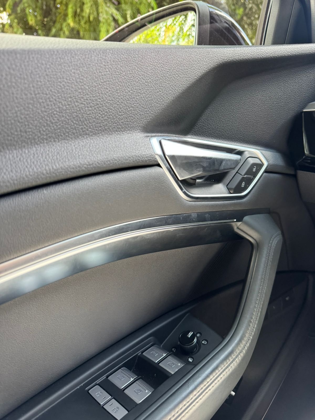 AUDI E-TRON 50 QUATTRO 2024 - Imagen 14