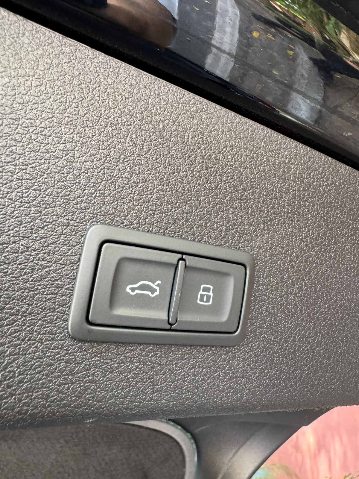 AUDI E-TRON 50 QUATTRO 2024 - Imagen 16