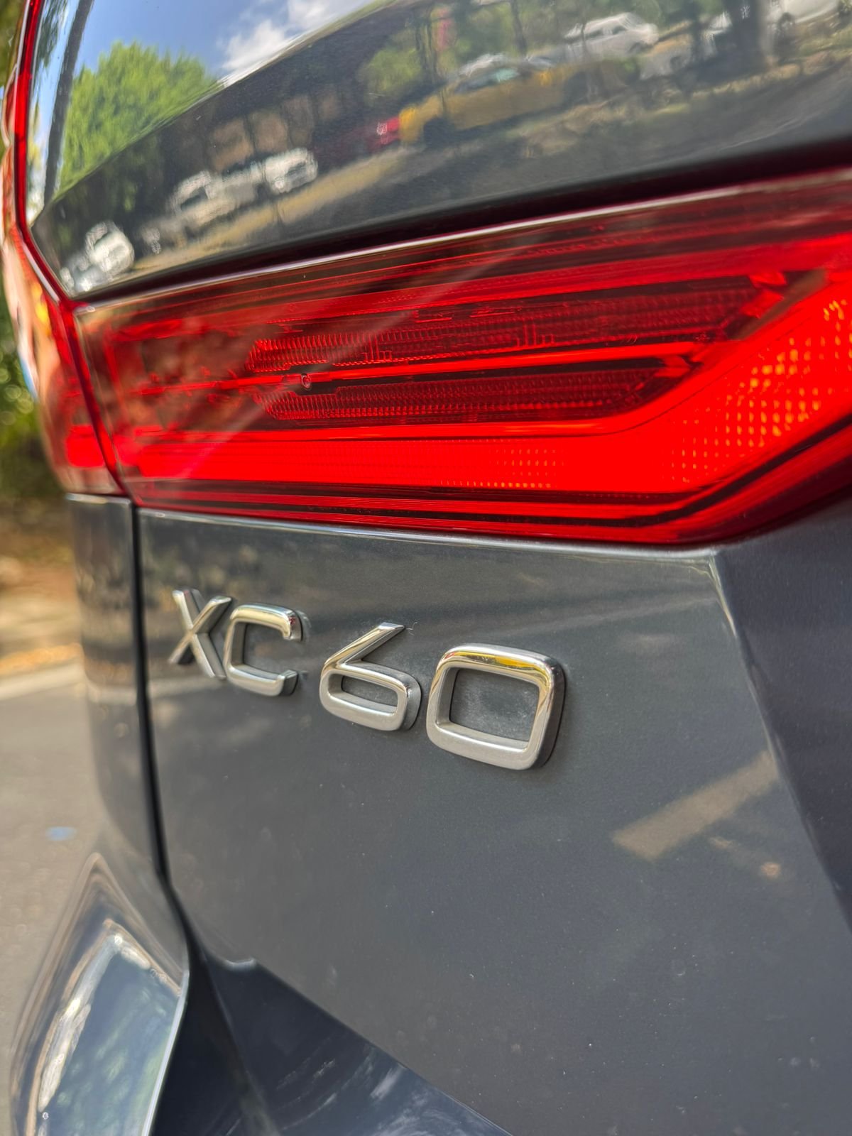 VOLVO XC60 B5 2024 - Imagen 12