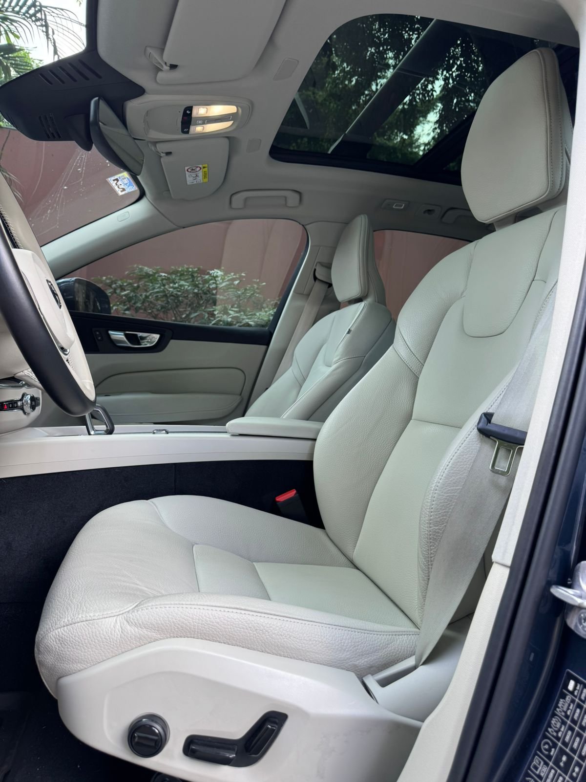 VOLVO XC60 B5 2024 - Imagen 16