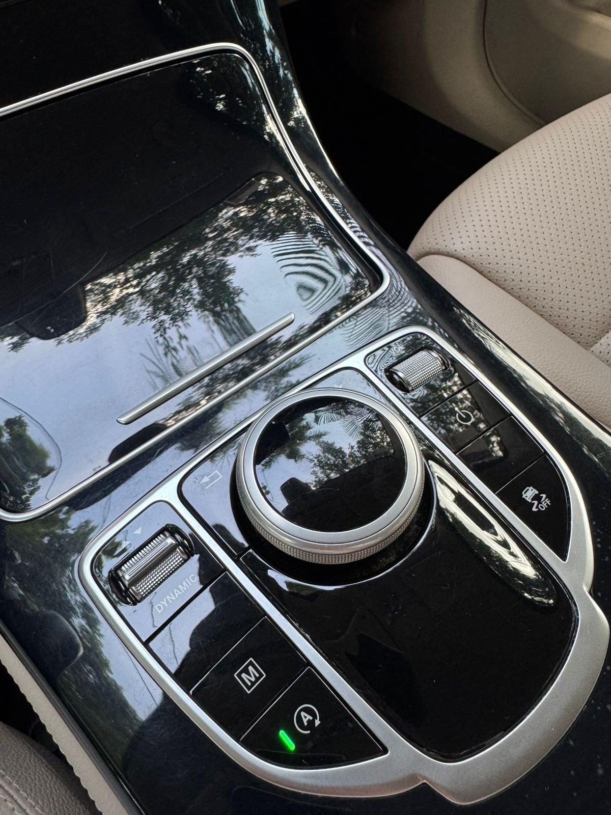 MERCEDES BENZ GLC250 2018 - Imagen 9