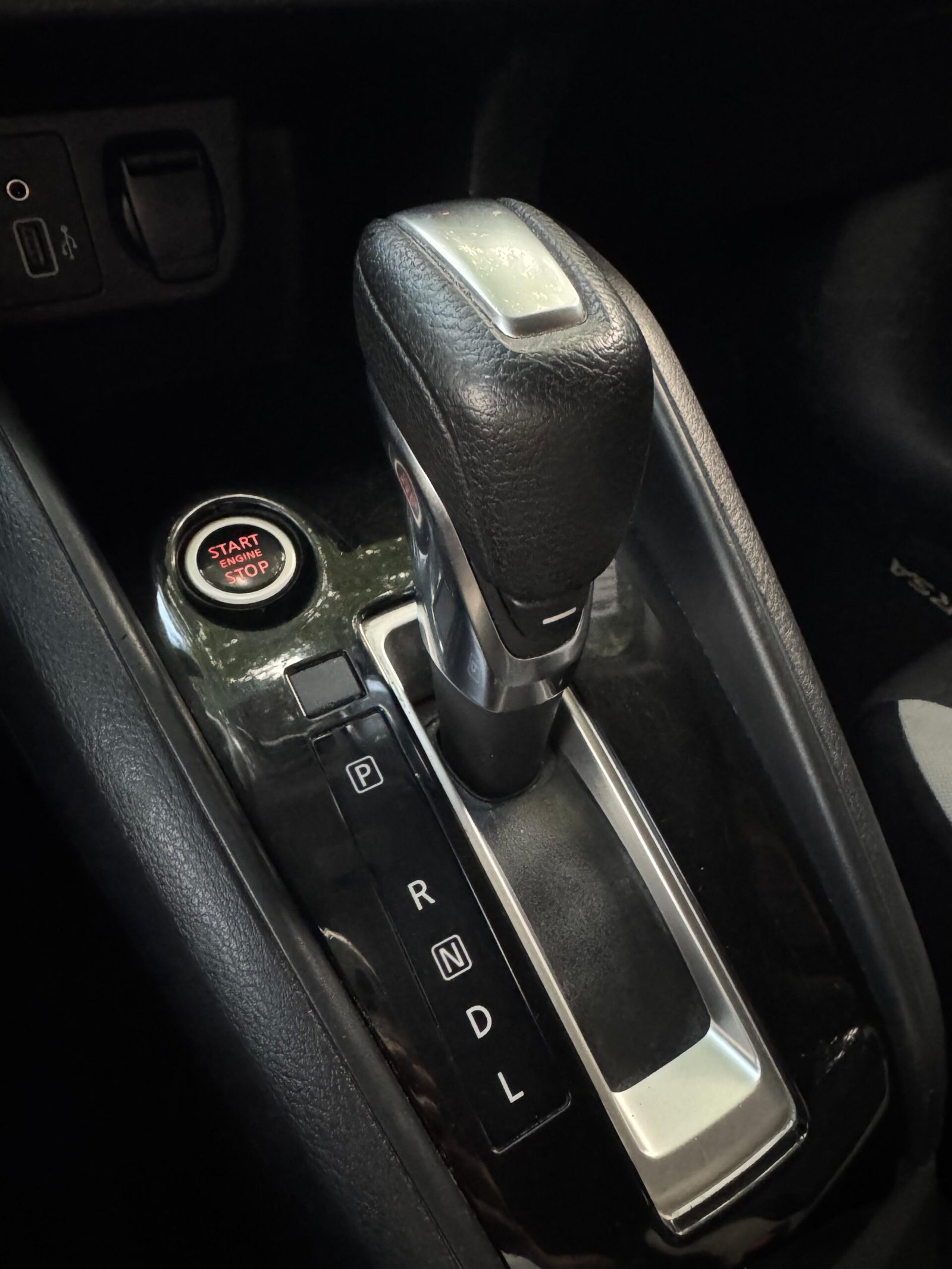 NISSAN VERSA 2020 - Imagen 6