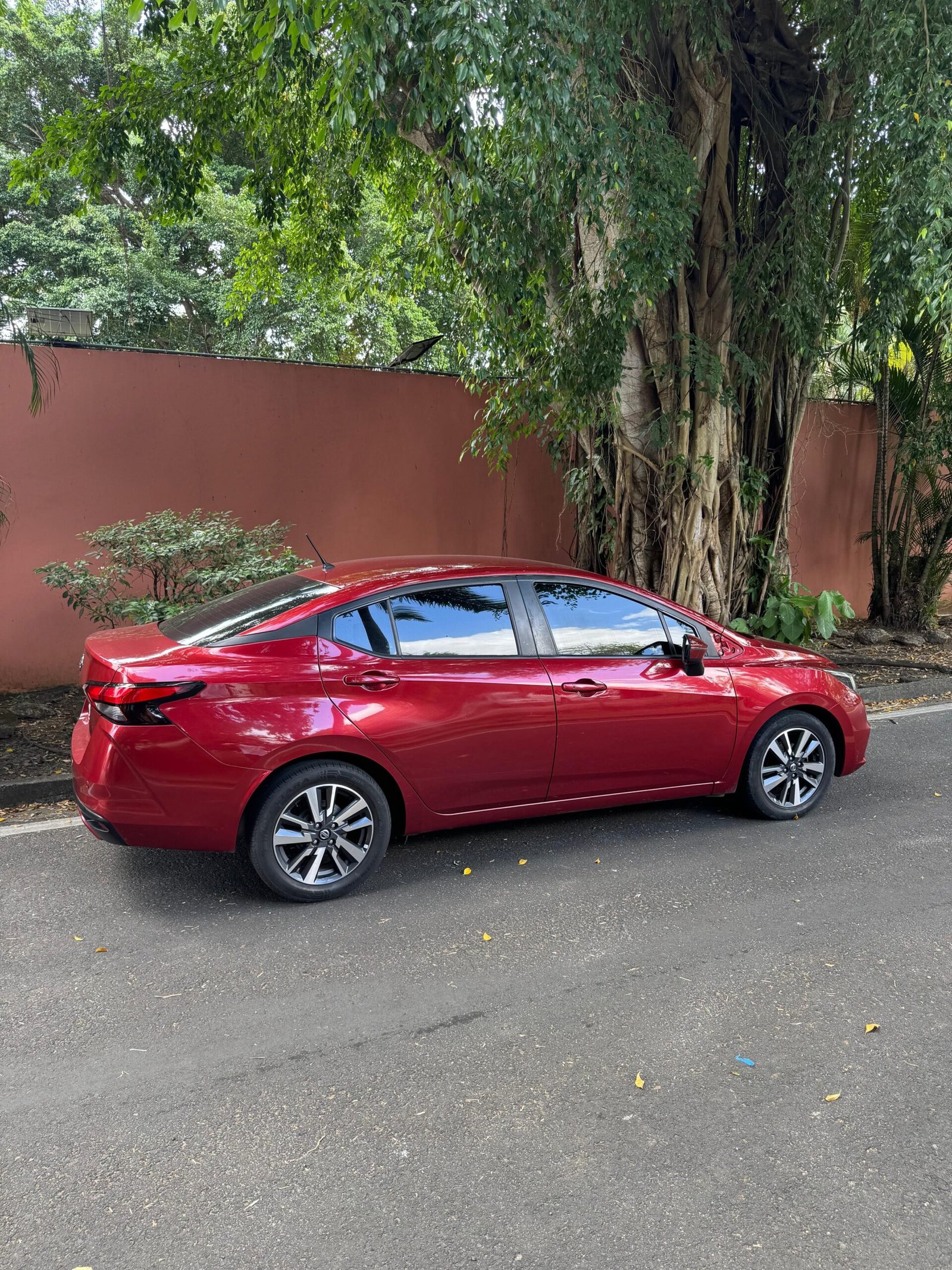 NISSAN VERSA 2020 - Imagen 9