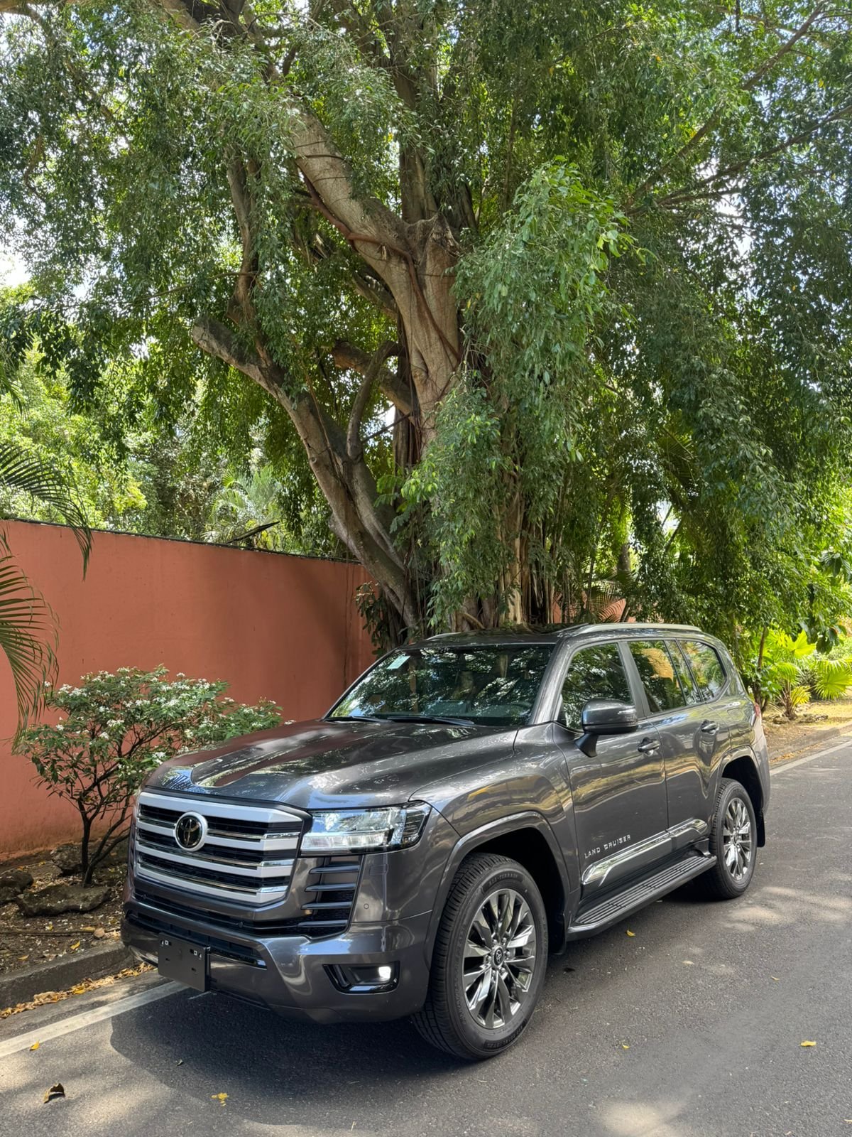 TOYOTA LANDCRUISER LC300 GX.R 2026