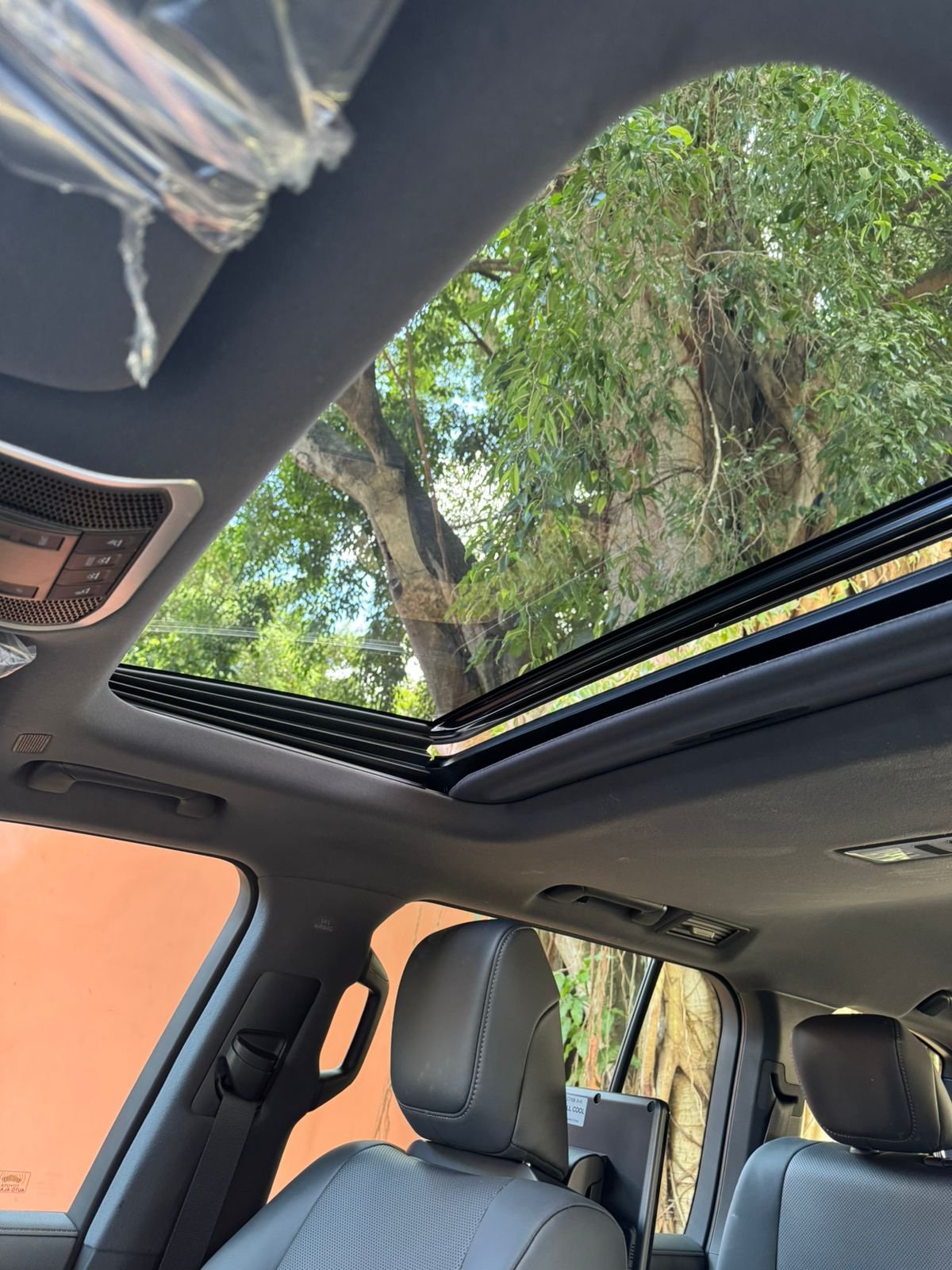 TOYOTA LANDCRUISER LC300 GX.R 2026 - Imagen 11