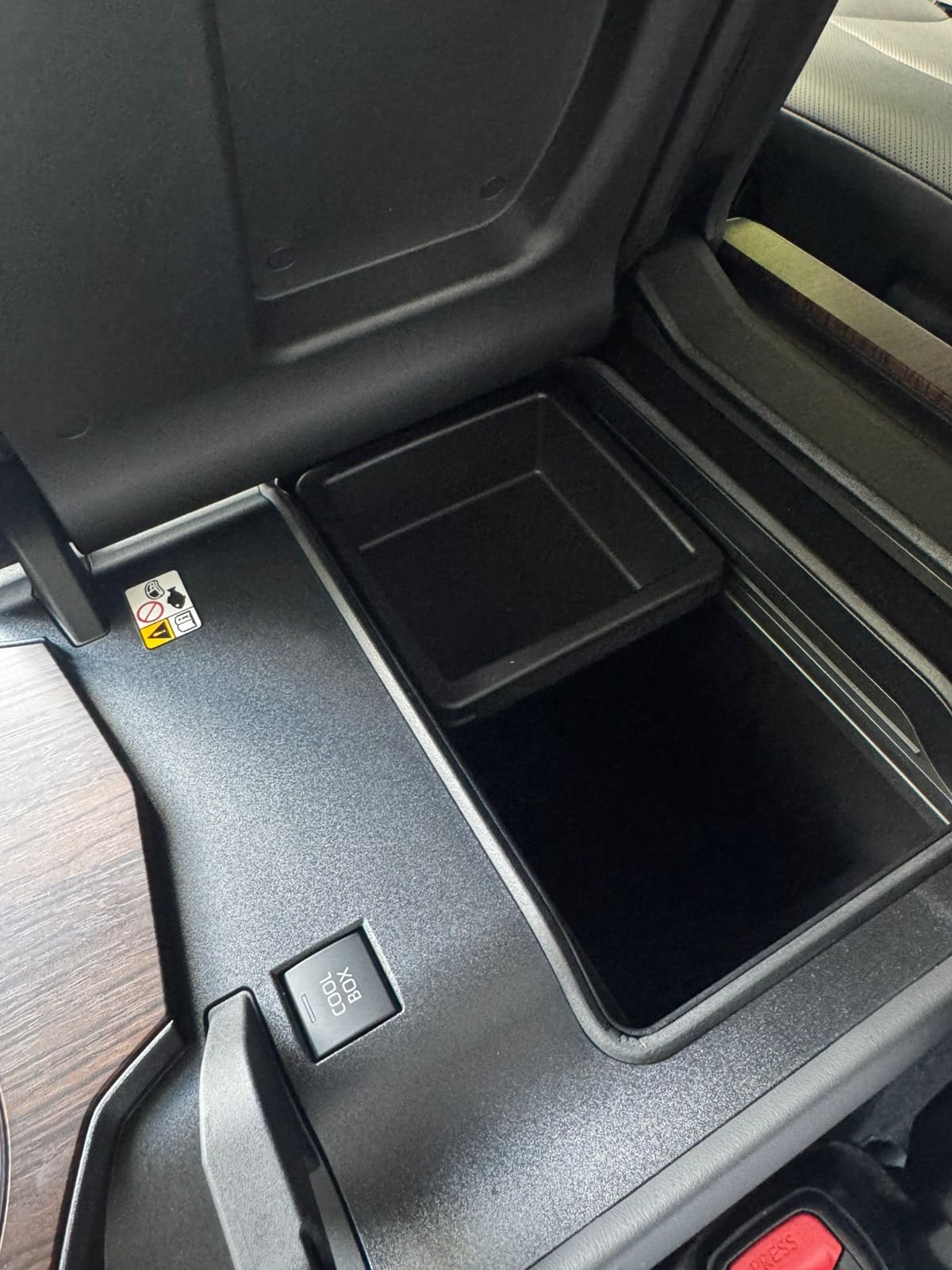 TOYOTA LANDCRUISER LC300 GX.R 2026 - Imagen 17