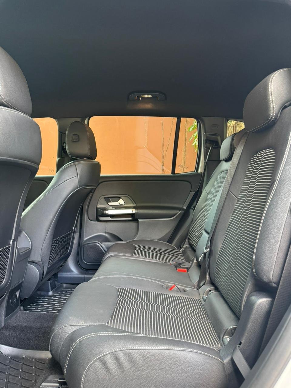 MERCEDES GLB200 2022 - Imagen 6