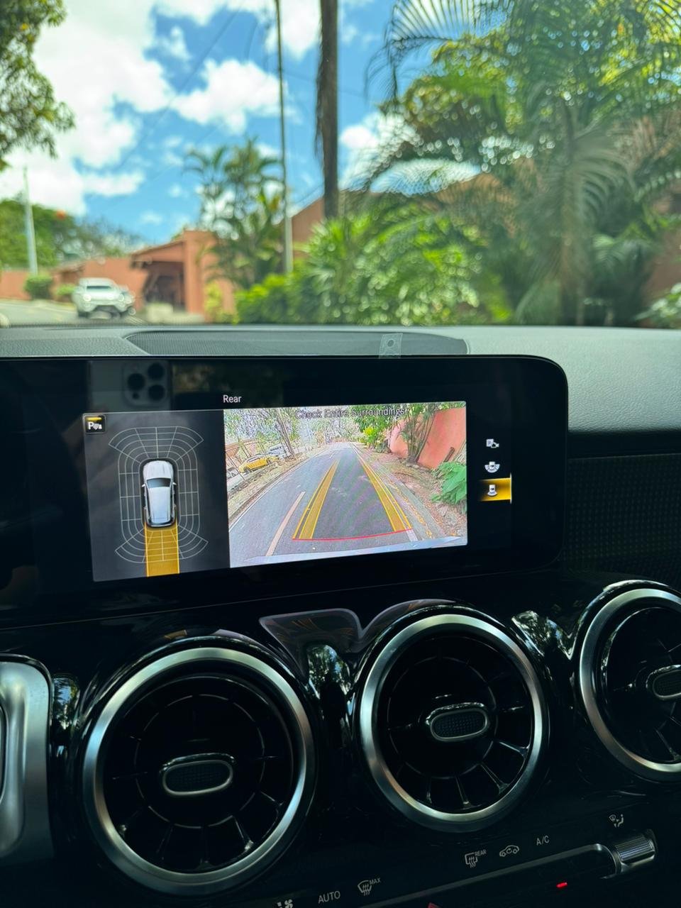 MERCEDES GLB200 2022 - Imagen 12