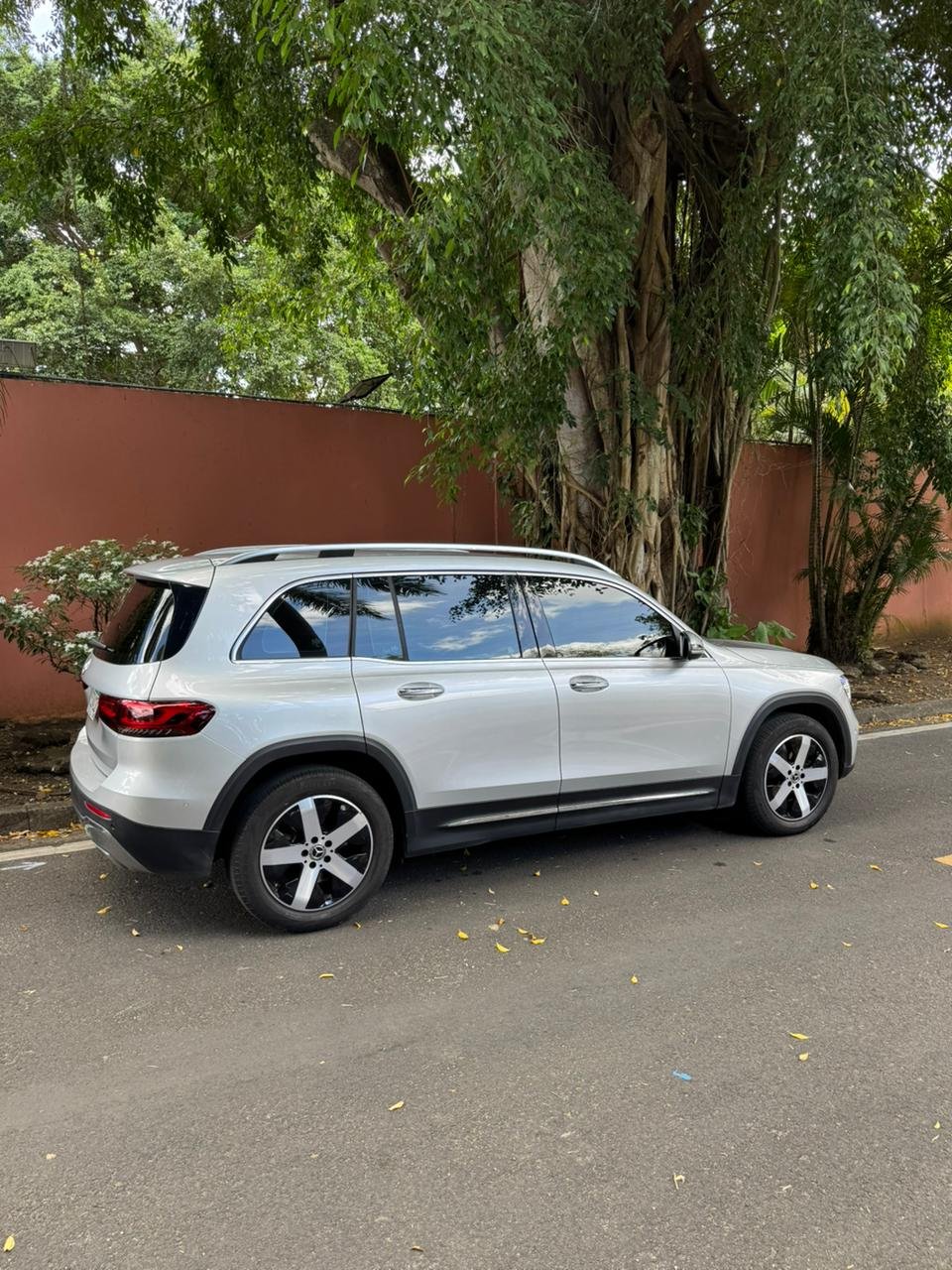 MERCEDES GLB200 2022 - Imagen 16