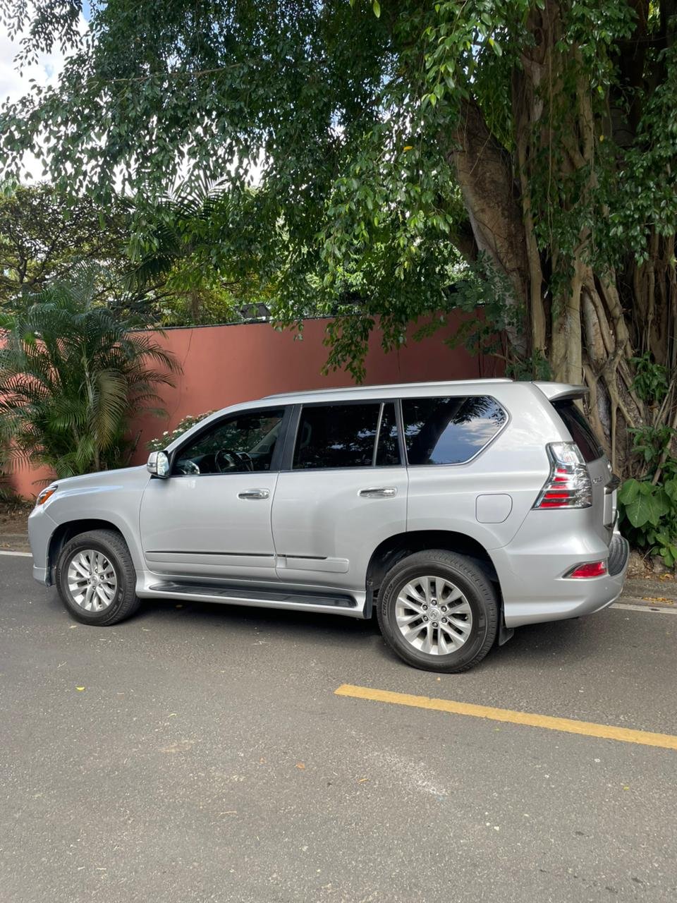 LEXUS GX460 2015 - Imagen 3