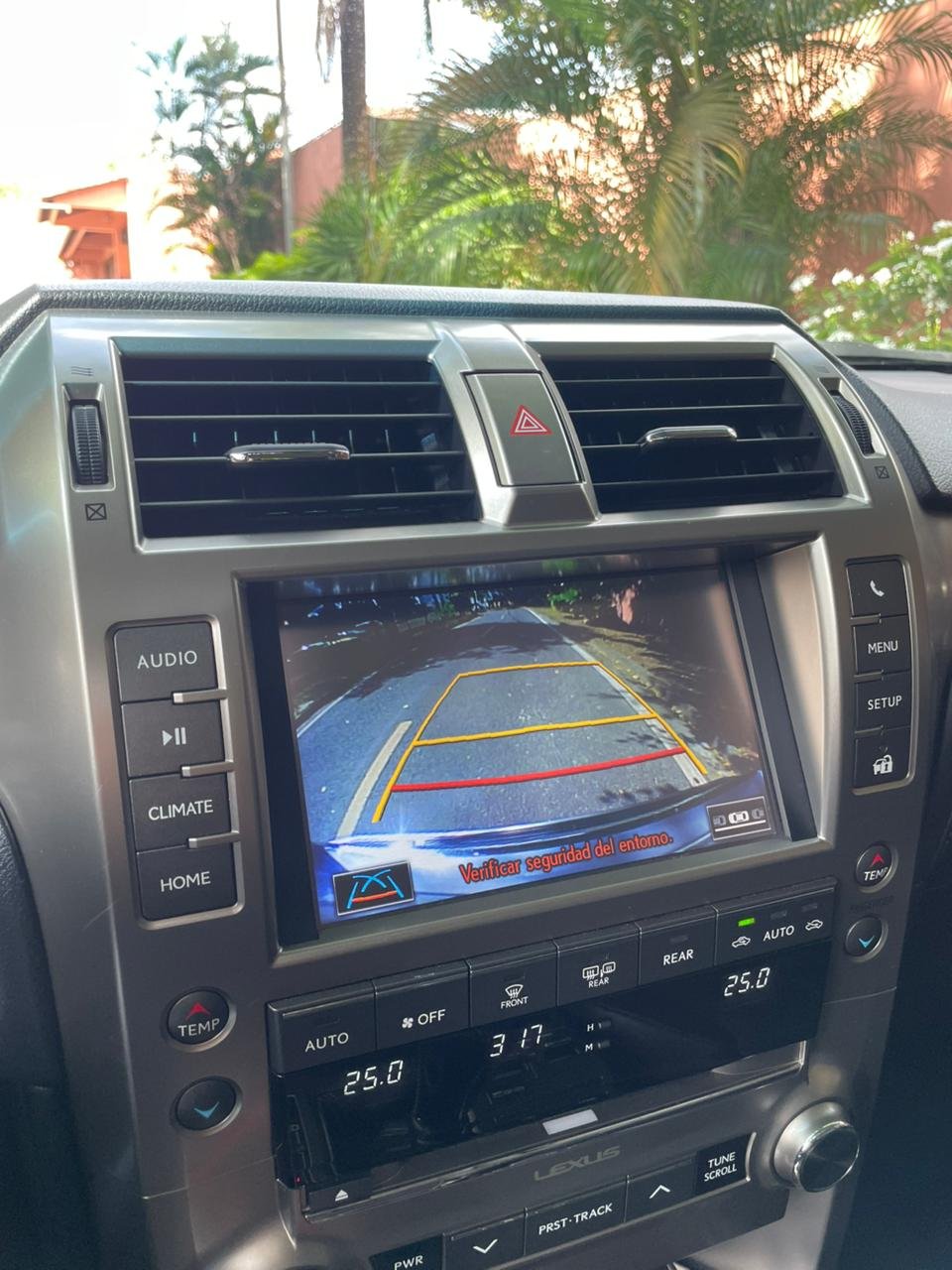 LEXUS GX460 2015 - Imagen 12