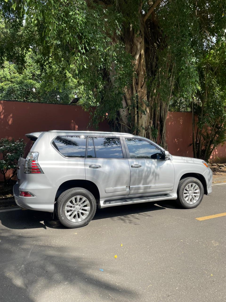 LEXUS GX460 2015 - Imagen 2