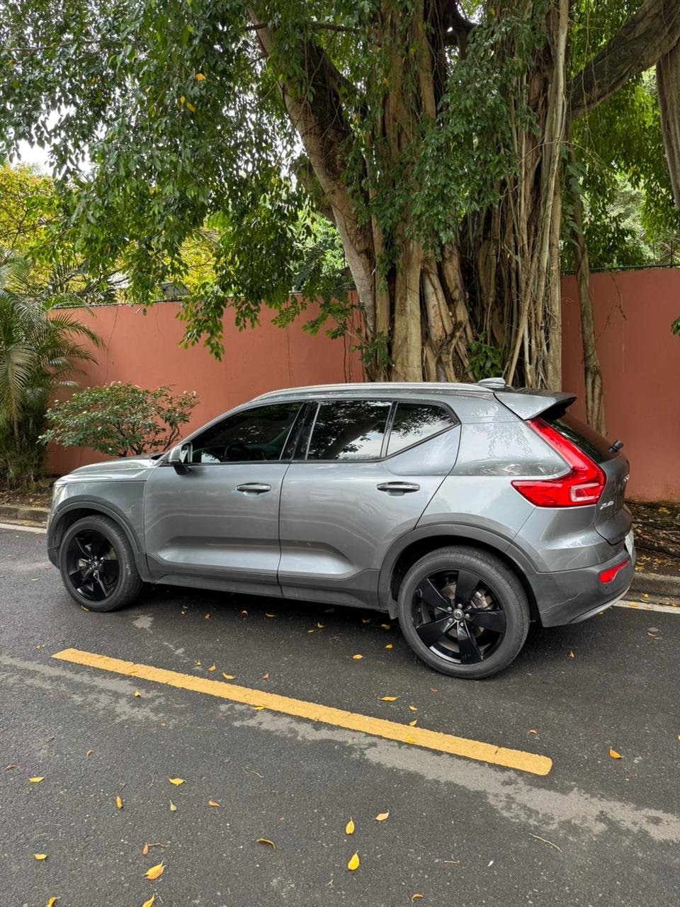 VOLVO XC40 T5 AWD 2018 - Imagen 3