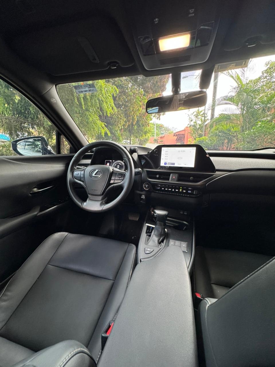 LEXUS UX250H 2024 - Imagen 12