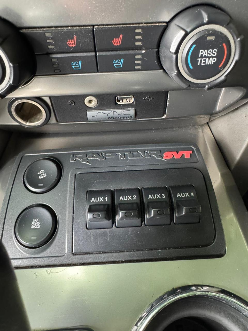 FORD RAPTOR 2013 - Imagen 7