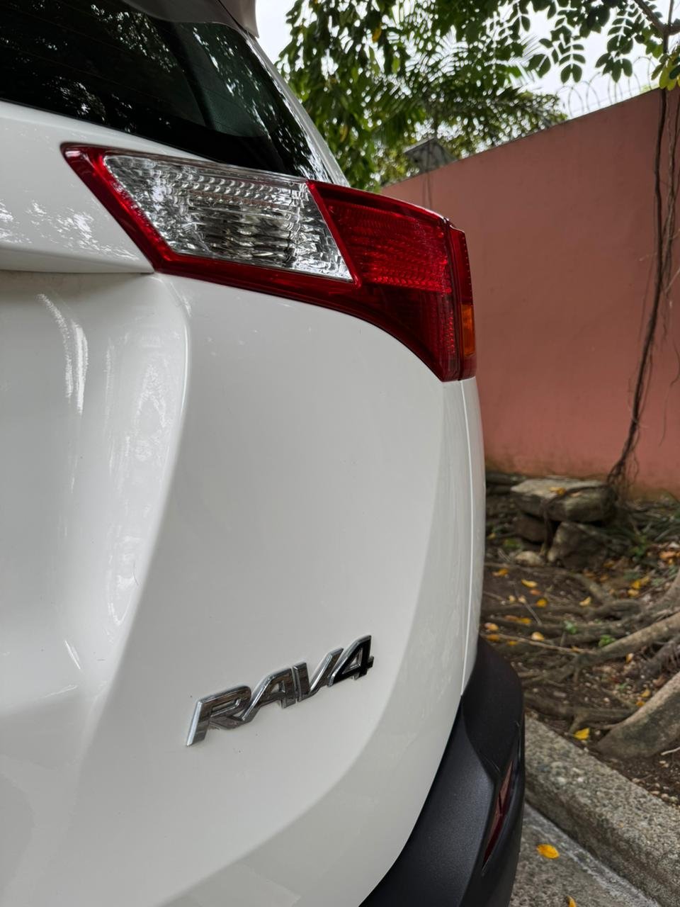 TOYOTA RAV4 2014 - Imagen 4
