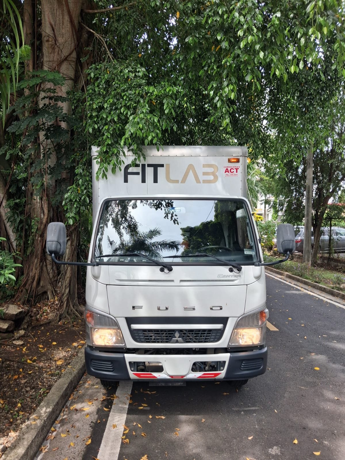 MITSUBISHI FUSO CANTER 2024 - Imagen 2