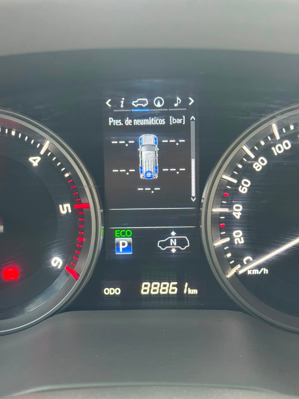 TOYOTA LANDCRUISER EXECUTIVE LOUNGE 2019 - Imagen 9